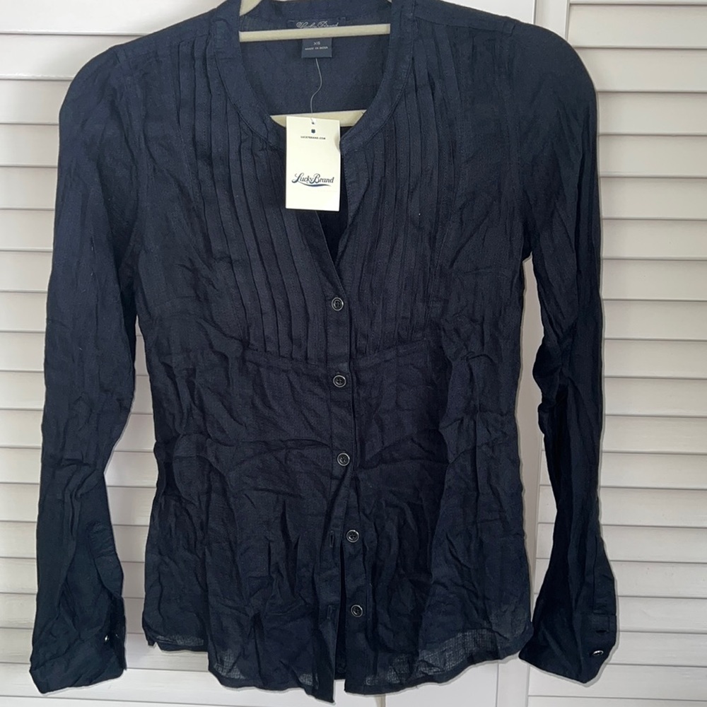 Lucky Brand NWT Black Blouse Pintuck Pleat Detail at collar XS Button Down